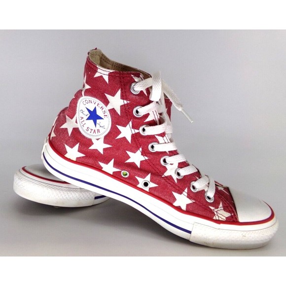Converse Shoes - Red Converse All Star Chuck taylor high top tennis shoes M 6.5/W 8.5 with stars